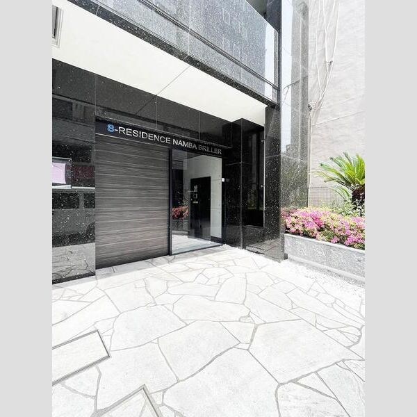 S-RESIDENCE難波Briller エントランス