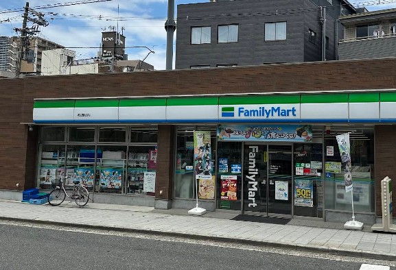 アリヴィオ夕陽ヶ丘 コンビニ