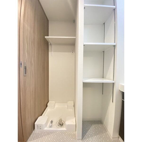 LEGALAND+難波南 洗面所