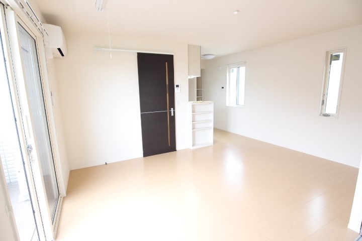 キャム月見山Ⅱ リビング