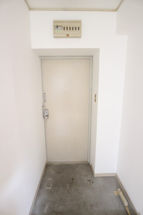 川島マンション 玄関