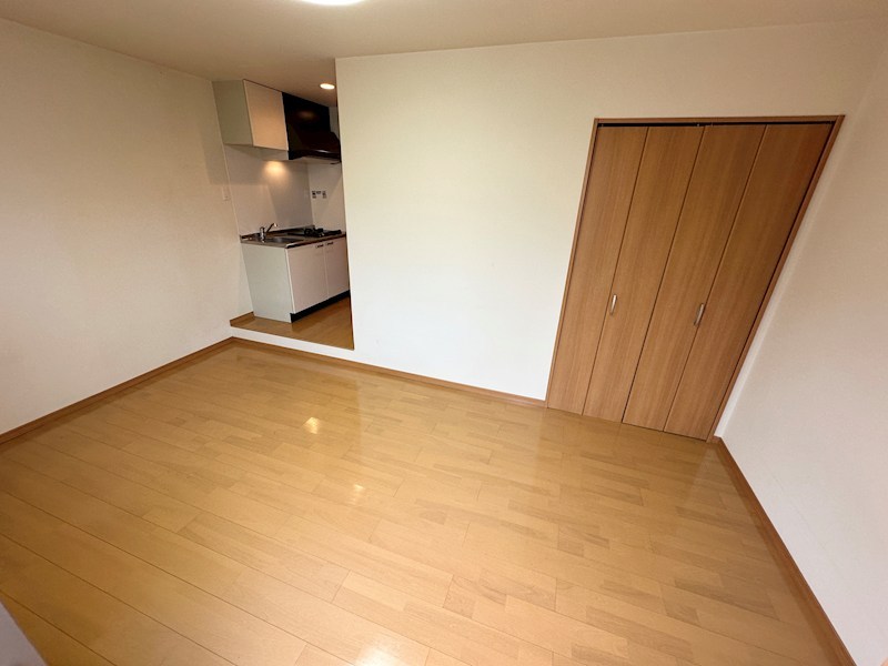 ヴィアノ山下町アスティオン ベッドルーム