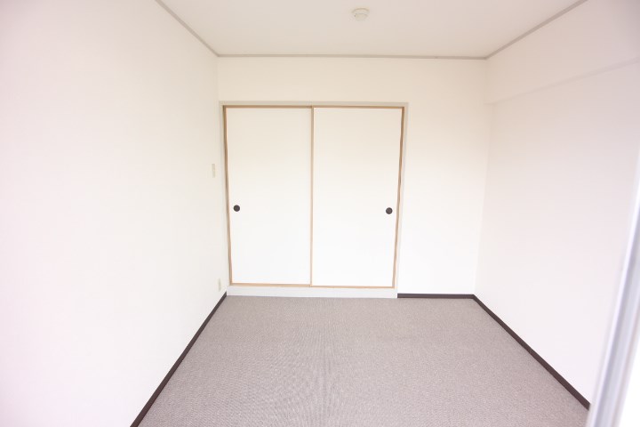 ドムール板宿 ベッドルーム