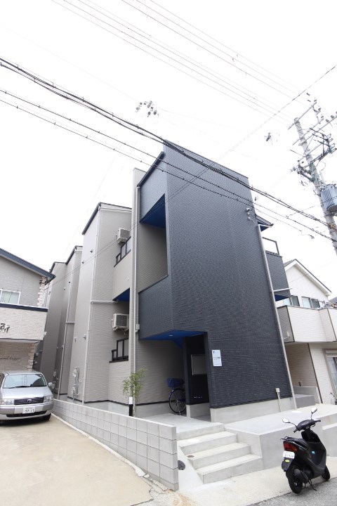 サンクス東須磨 外観写真