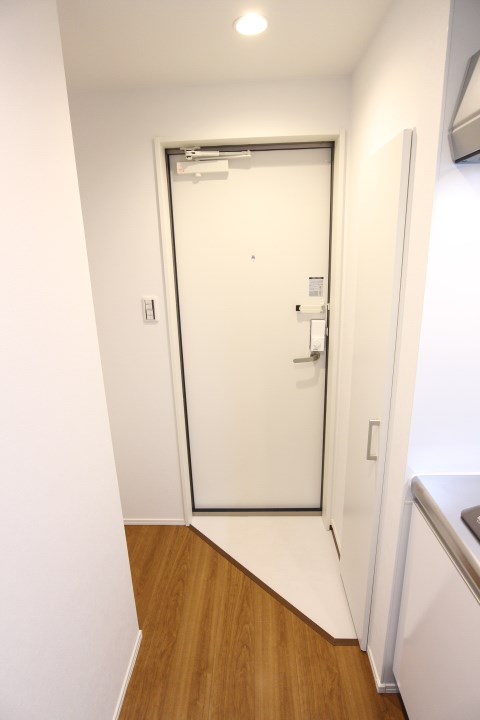 サンクス東須磨 玄関