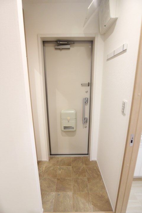 tavolozza Kamisawa 玄関