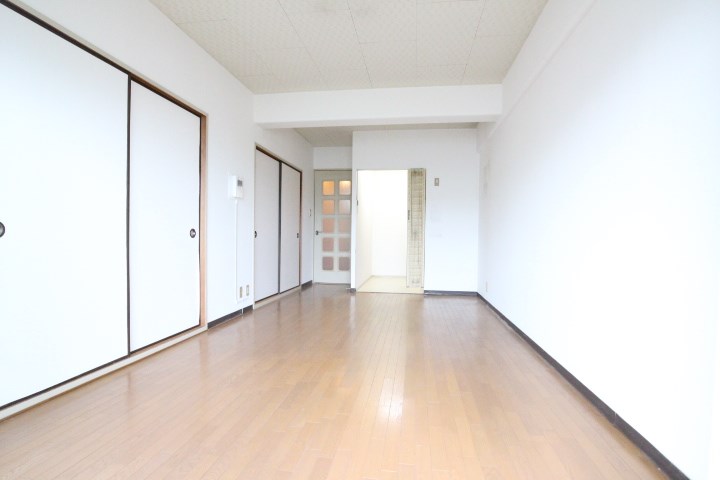 ルネ須磨 リビング