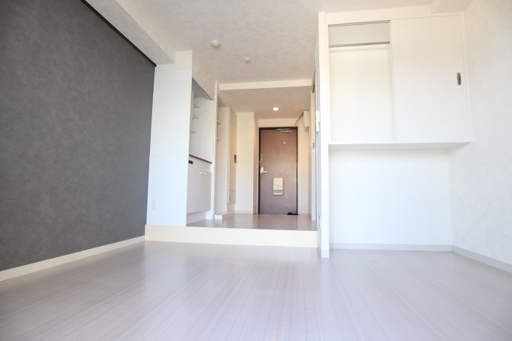 メゾンラフィネ リビング