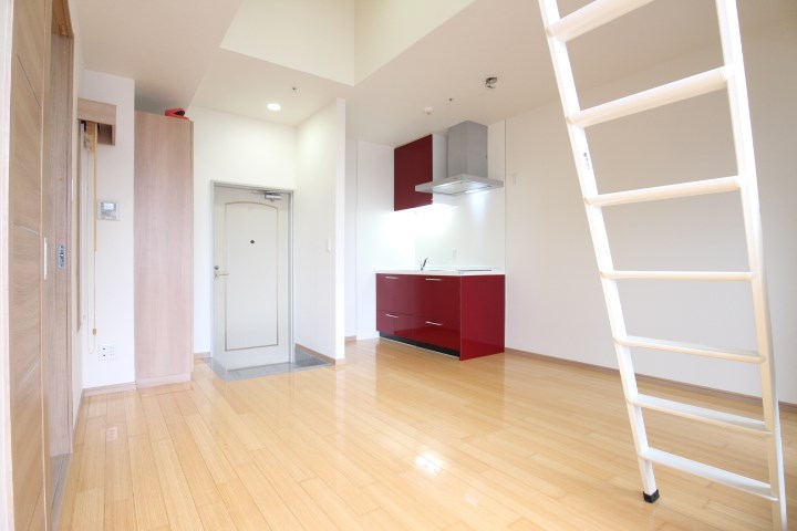 三國ビル リビング