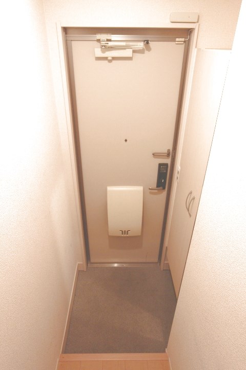 アヴェニール 玄関