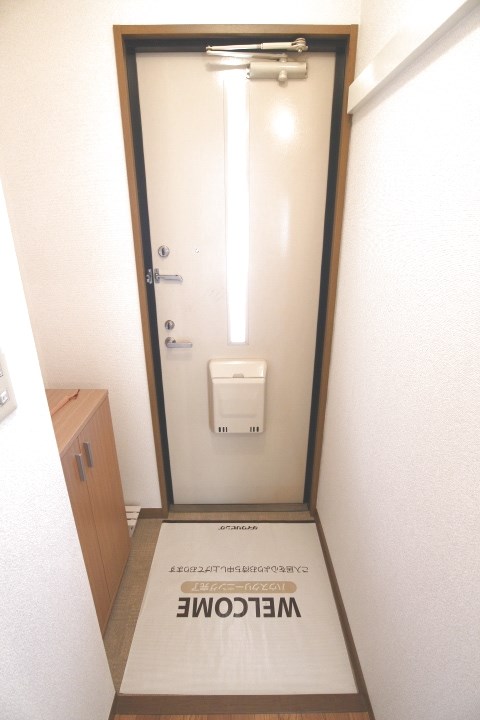 ハイツ平成 玄関
