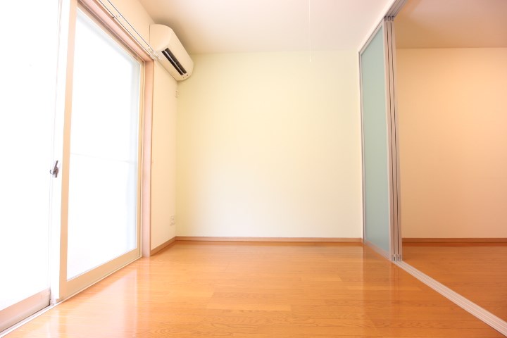 KTIレジデンス月見山Ⅱ ベッドルーム