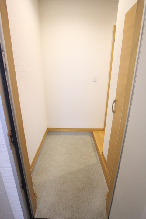 ワコーレヴィアーノ須磨月見山本町 玄関