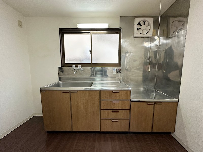 蓮宮通4丁目戸建住宅 キッチン