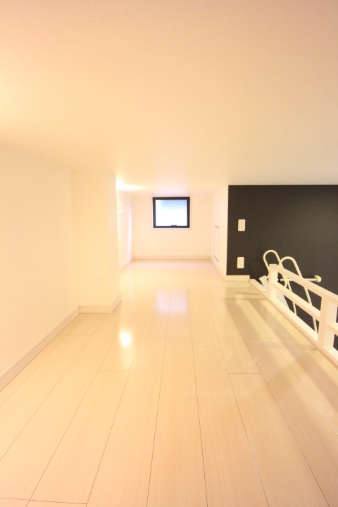 Midway hill 板宿sta ベッドルーム