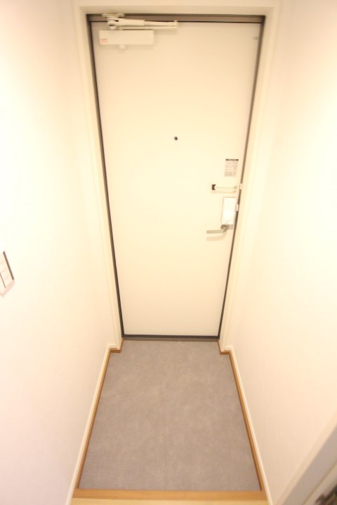 T・A海運町8丁目ⅢA棟 玄関