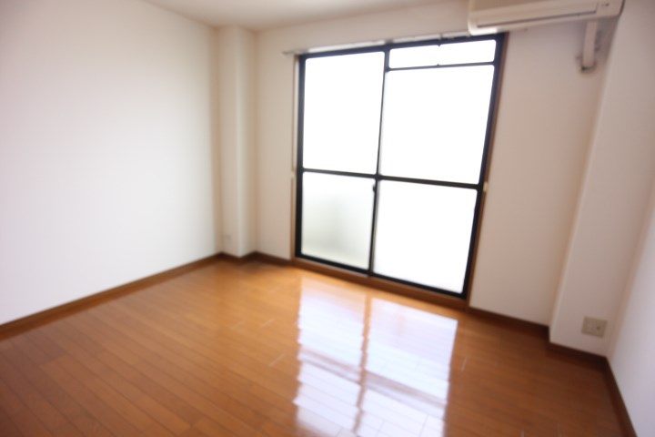 セントマルク若松 ベッドルーム