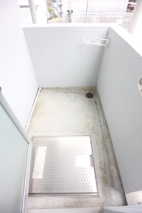 ヒルバレー妙法寺駅前 ベランダ