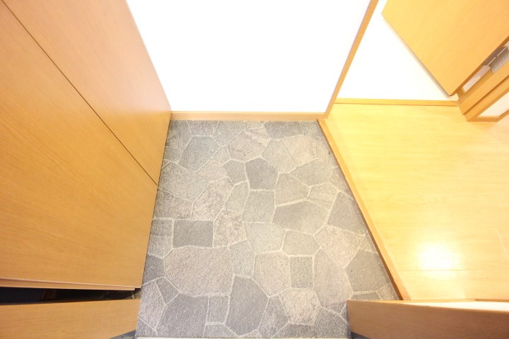 ファミリア宮川 玄関