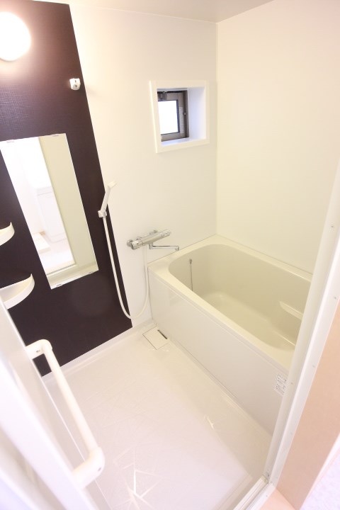 ワコーレヴィアーノ須磨月見山本町 風呂画像