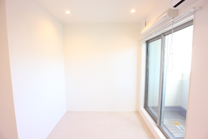 イーリス ベッドルーム