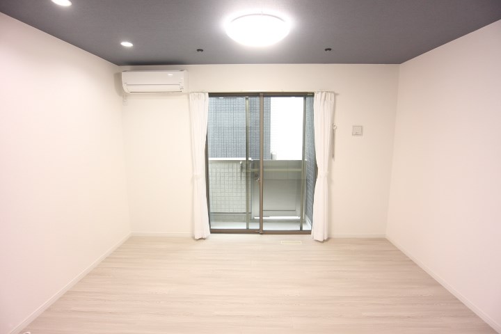 エヌエムサンカンテキャトフＡ棟 リビング