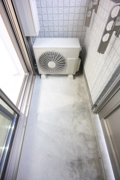 エヌエムサンカンテキャトフＢ棟 ベランダ