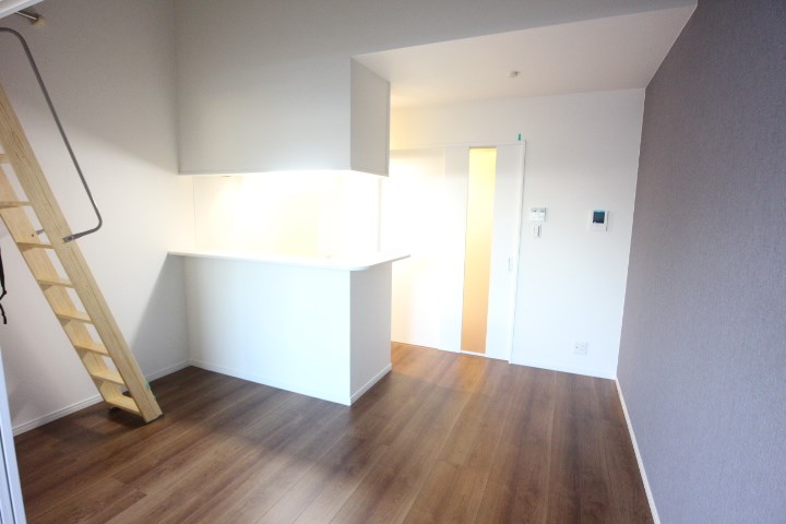 モデルノ大手町 リビング