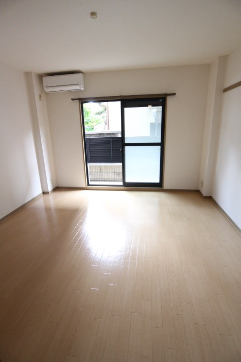 セトル月見山 ベッドルーム