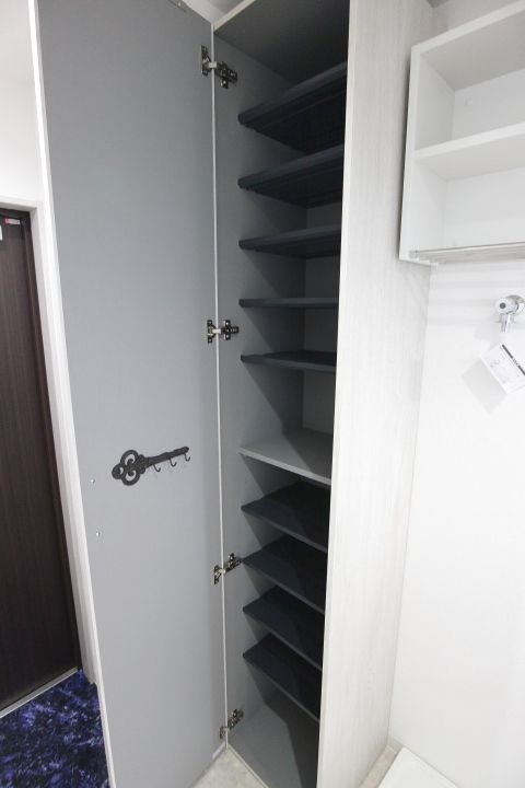 エヌエムキャランドドゥ その他8