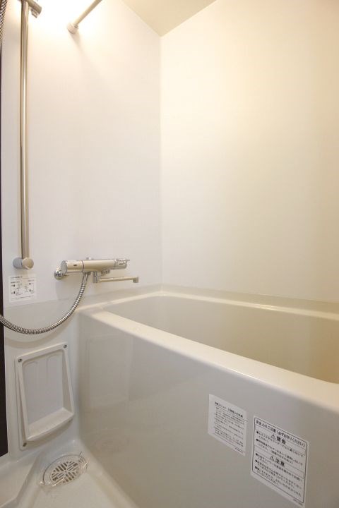 エヌエムキャランドドゥ 風呂画像