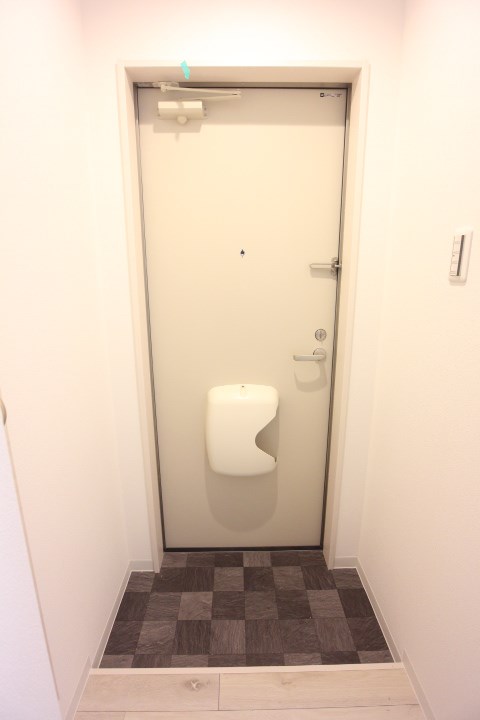 スミカ片山町 玄関