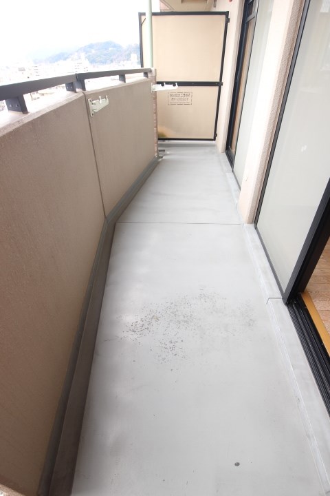 ガーデンコート楠ヶ丘 ベランダ