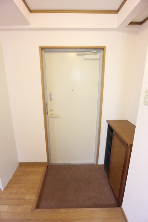 サンスターマンション 玄関