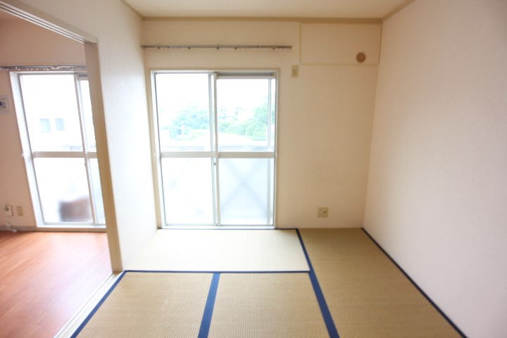 フレグランス妙法寺 B リビング