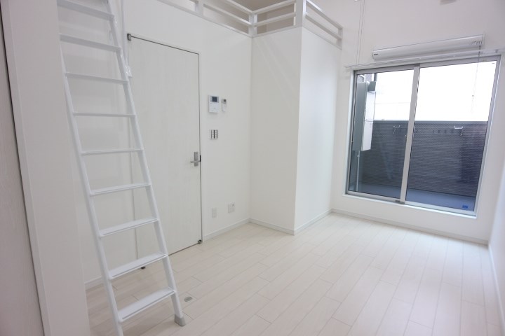 エルマール ベッドルーム