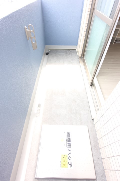 エヌエムスワサントアン ベランダ