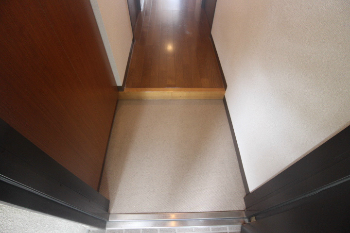 シティ南落合 玄関