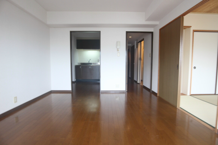 シティ南落合 リビング