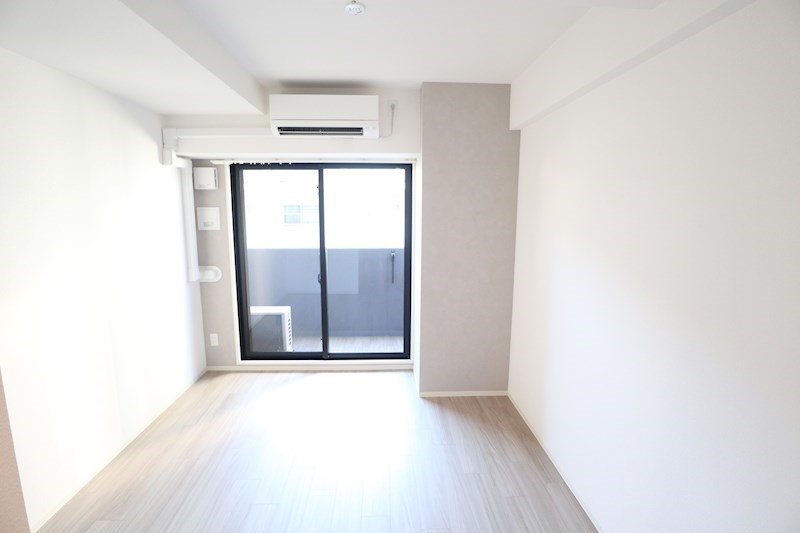 レジュールアッシュ神戸グランフィール リビング