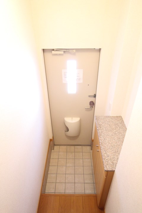 パルティール妙法寺Ⅱ 玄関