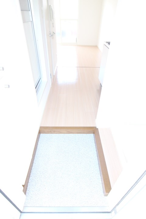 シャルマン前原 玄関