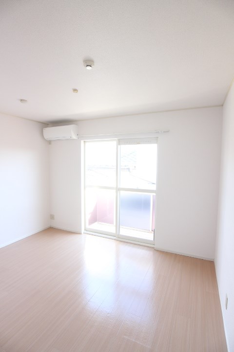 シャルマン前原 リビング