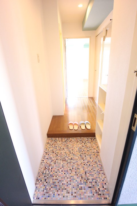 ノーヴァ・ヴィータ 玄関