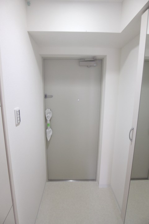 ブライジング 玄関