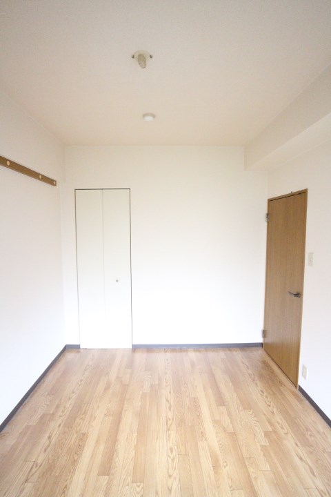 ミモザの館 ベッドルーム