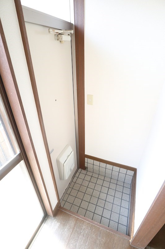 東須磨ハイツ 玄関