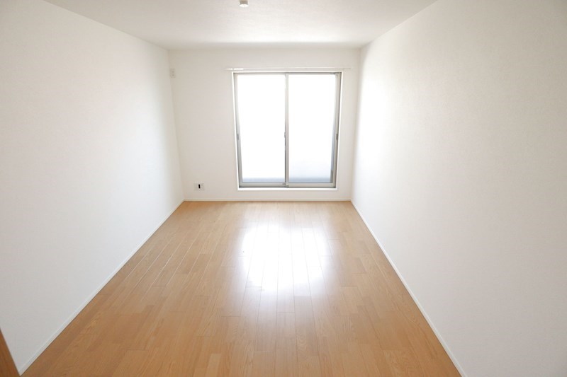 ワコーレヴィアーノ長田大塚町 リビング