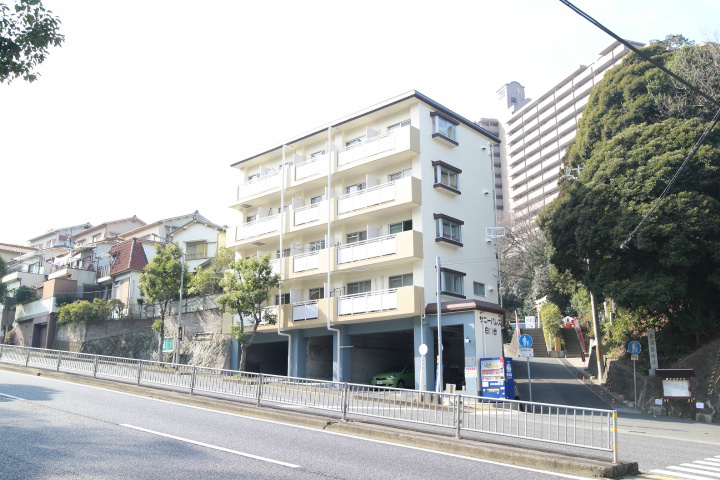 サニーパレス白川台 外観