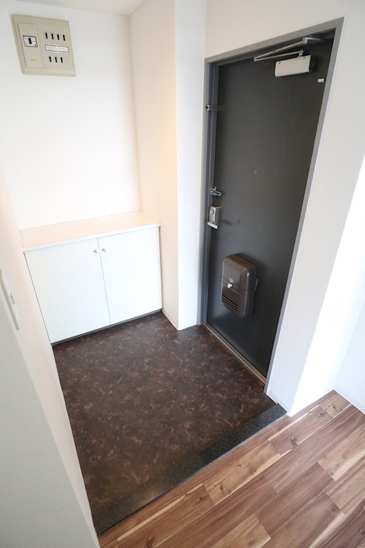 グリーンハイツ妙法寺B棟 玄関